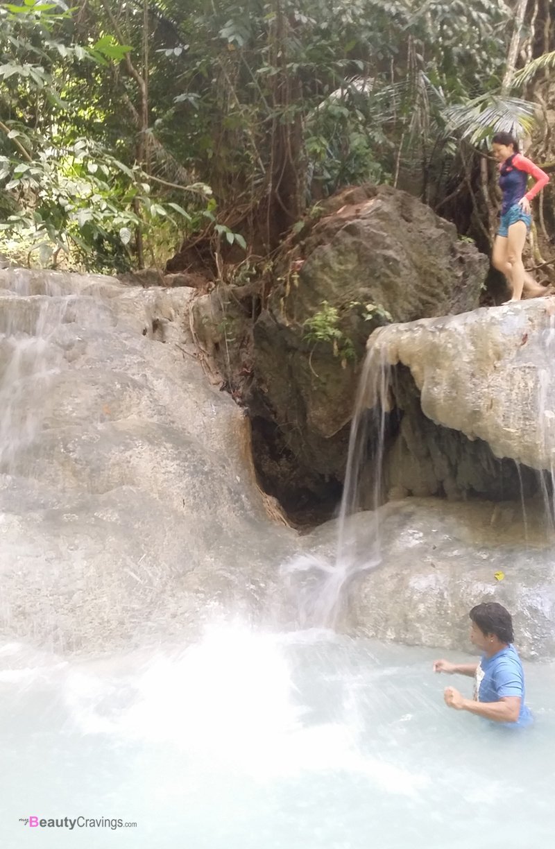 Aquinid Falls