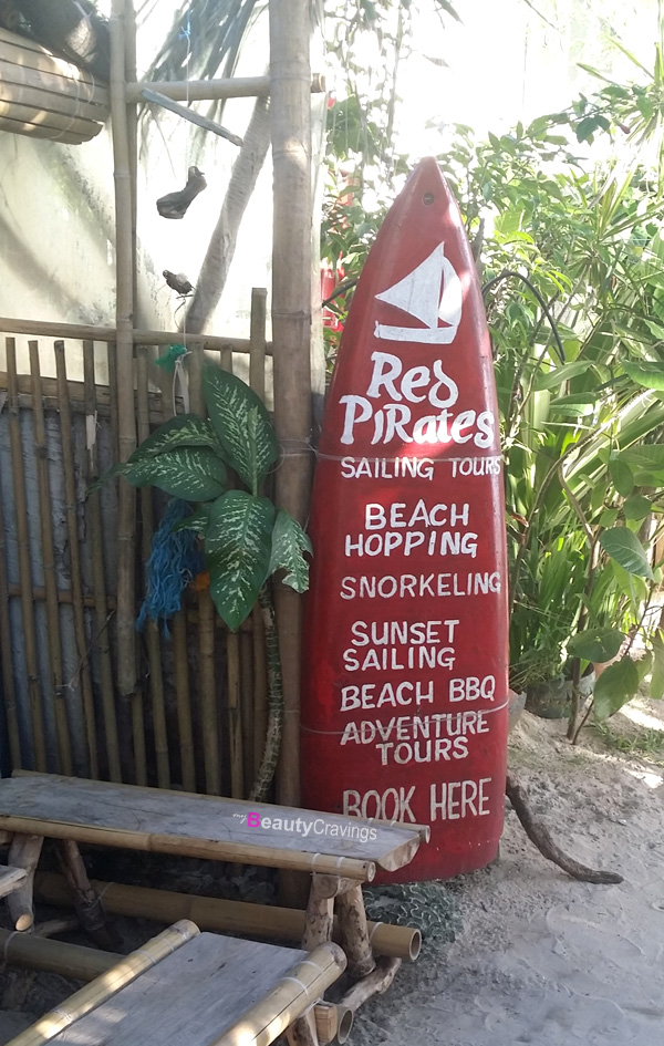 Red Pirates Paraw