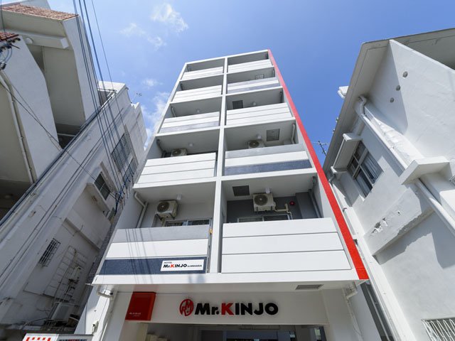 Mr Kinjo in Mihara Okinawa Hotel