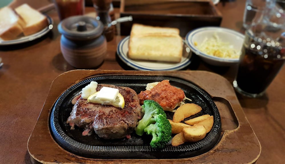 Restaurant Flipper Nago Okinawa