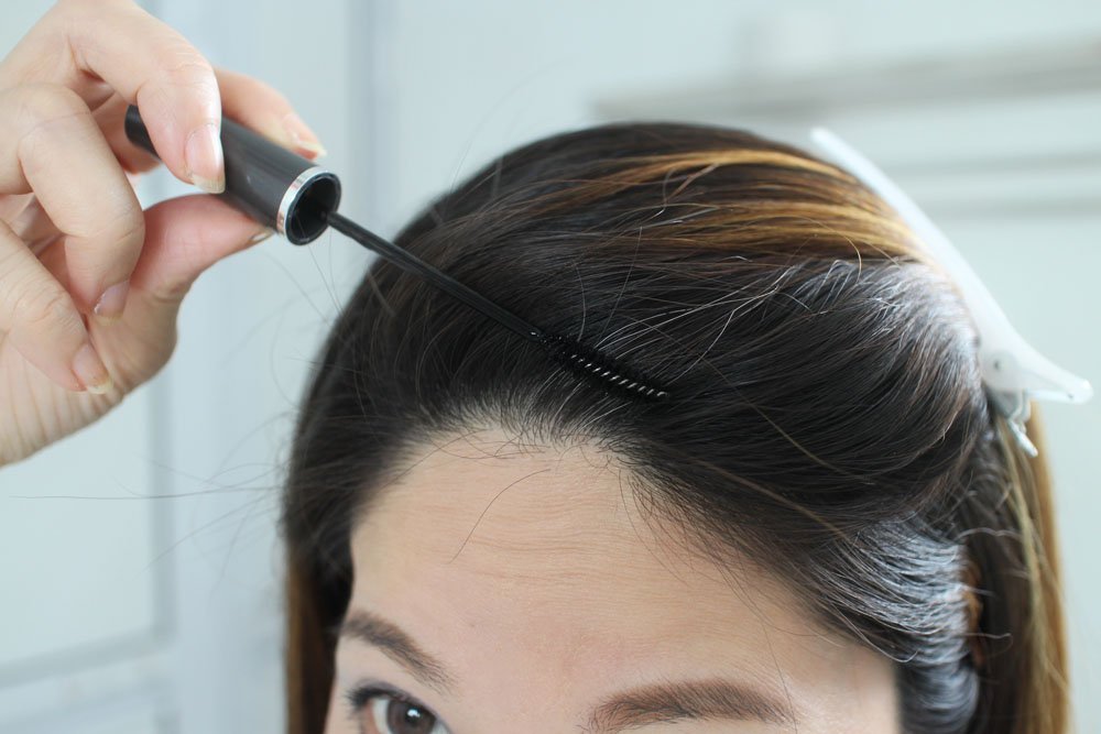 Hair mascara brush 