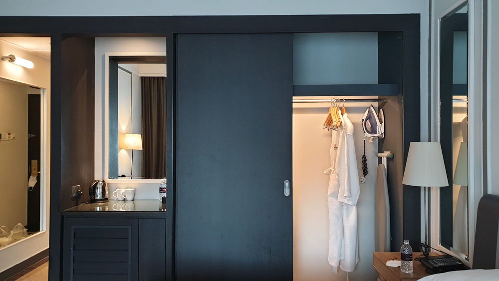 Orchard Hotel Premier Room