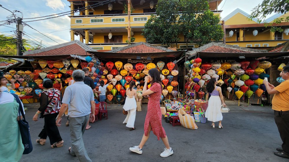 Hoi An Night Market