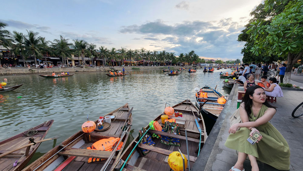 Hoi An River Boat Ride