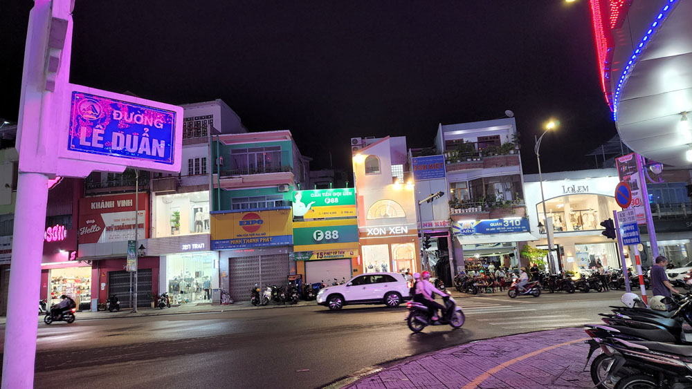 Da Nang Le Duan Shopping Street